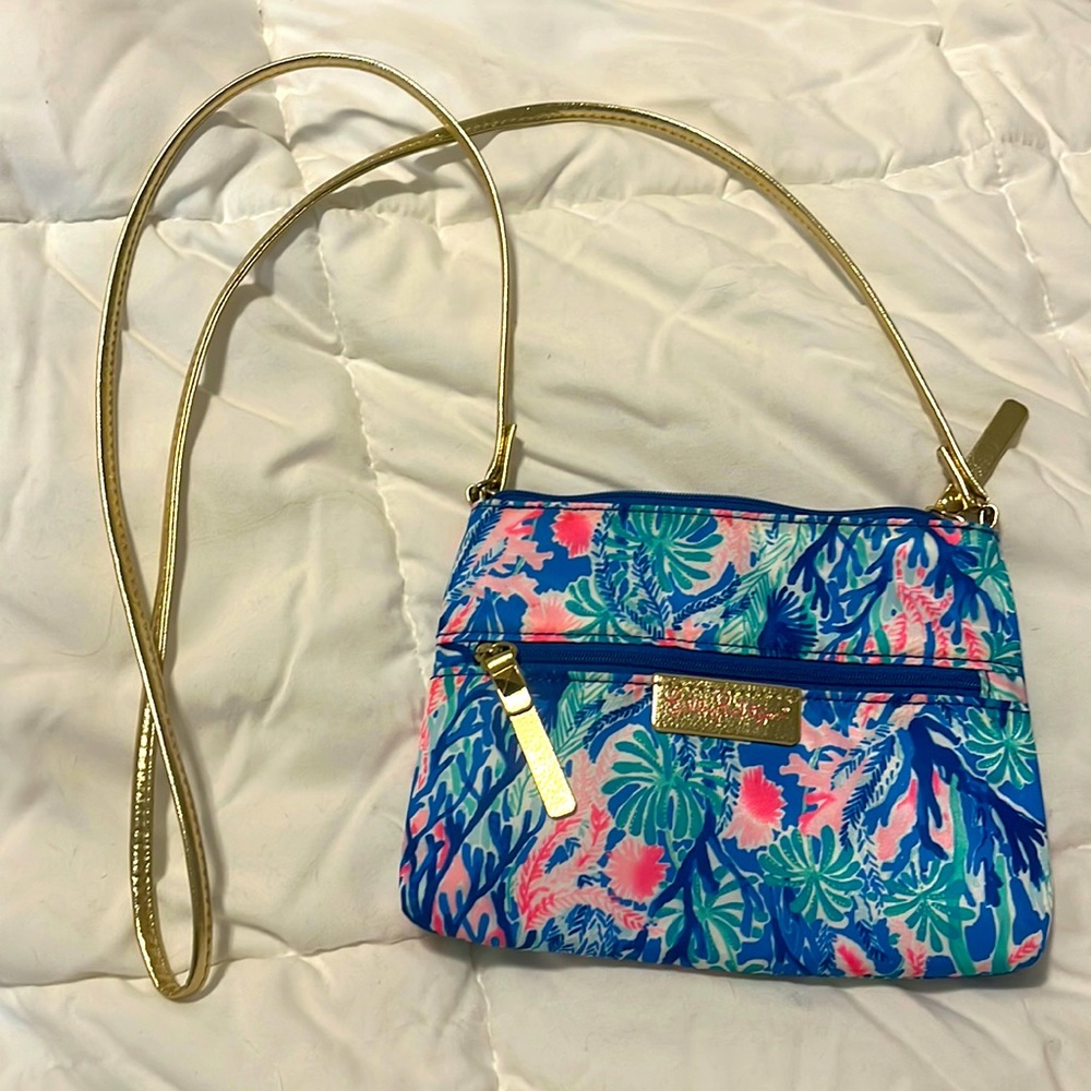 Jet stream cross body